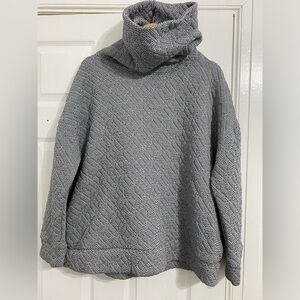 GAP Turtleneck Sweatshirt